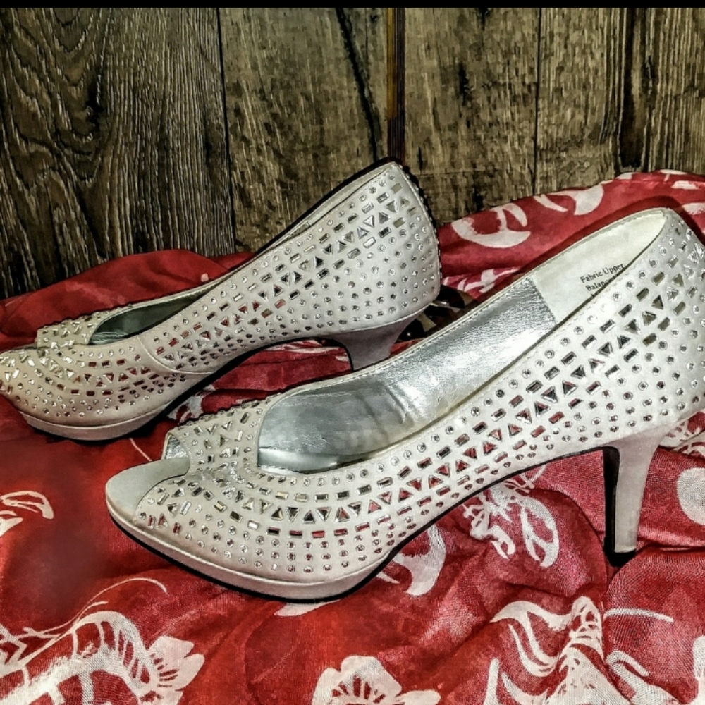 Kelly & Katie Shoes Size 7.5 Mosaic Open Toe - Picture 5 of 10